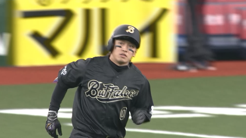 4回裏・B渡部遼人 力強く引っ張りライトへ3ランホームランを放つ!!