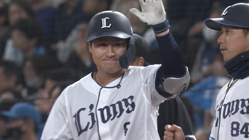 5回裏・L渡部聖弥 ライト前へのヒットで貴重な追加点!!