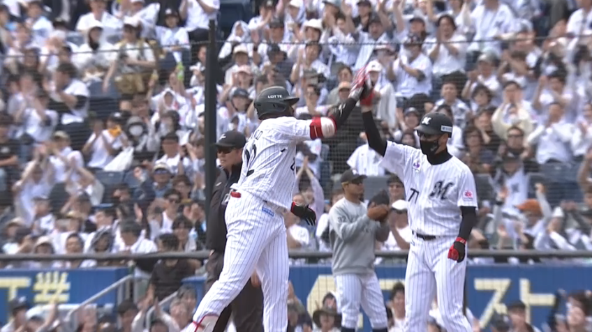 1回裏・Mポランコ 強烈なライトへのタイムリーヒットで先制!!