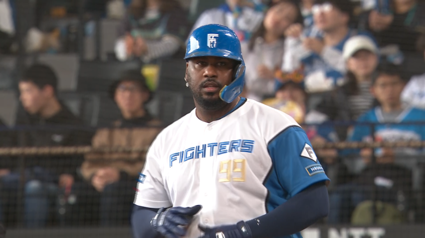1回裏・Fレイエス センターへの先制タイムリーヒットを放つ!!