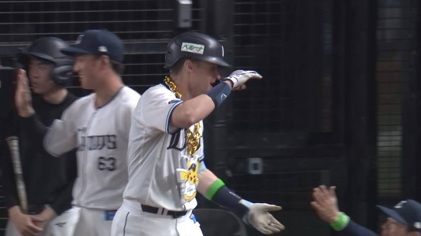 2回裏・Lネビン 2打席連続となる第3号2ランホームランを放つ!!