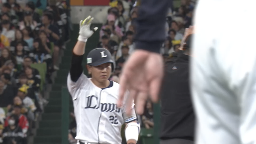 2回裏・L古賀悠斗 レフトオーバーの先制タイムリー2ベース!!