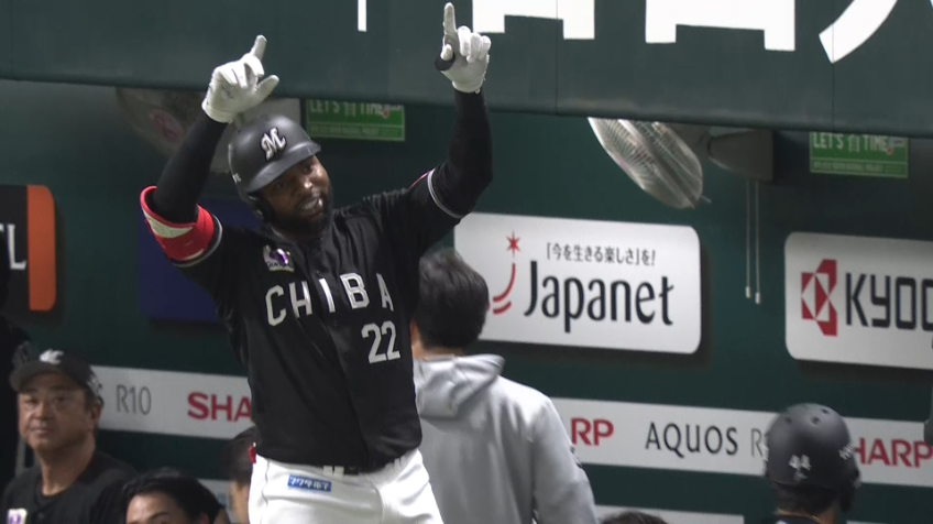 9回表・Mポランコ 勝ち越しの一発!! 左中間へのホームラン!!