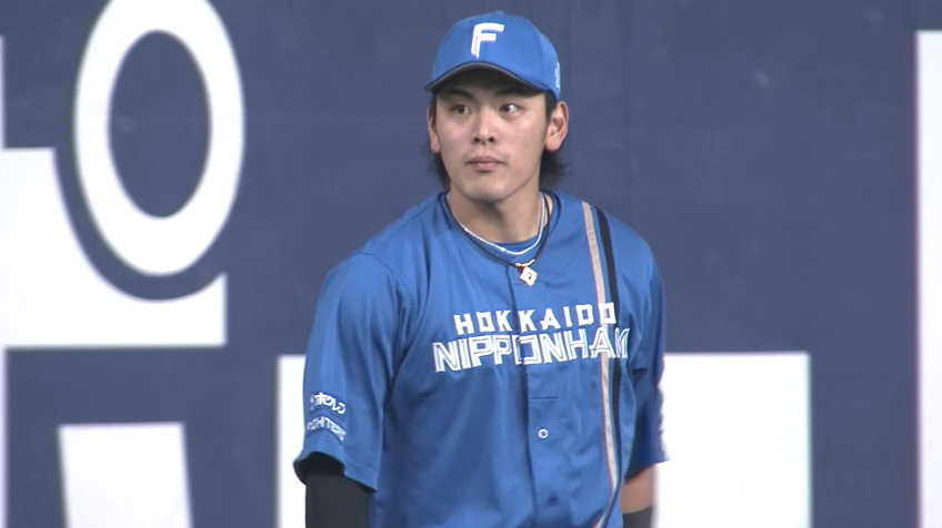 4回裏・F野村佑希 好守で魅せる!! 難しい体勢での好捕!!