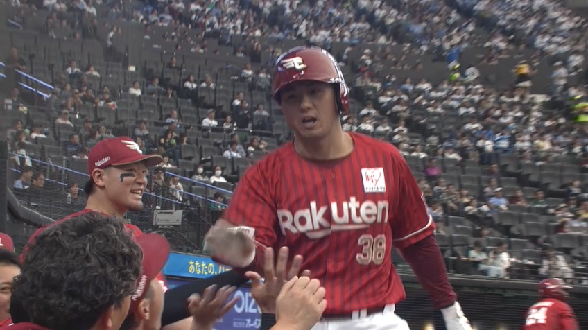 6回表・E佐藤直樹 レフトポール際への第2号ソロホームランで追加点をあげる!!
