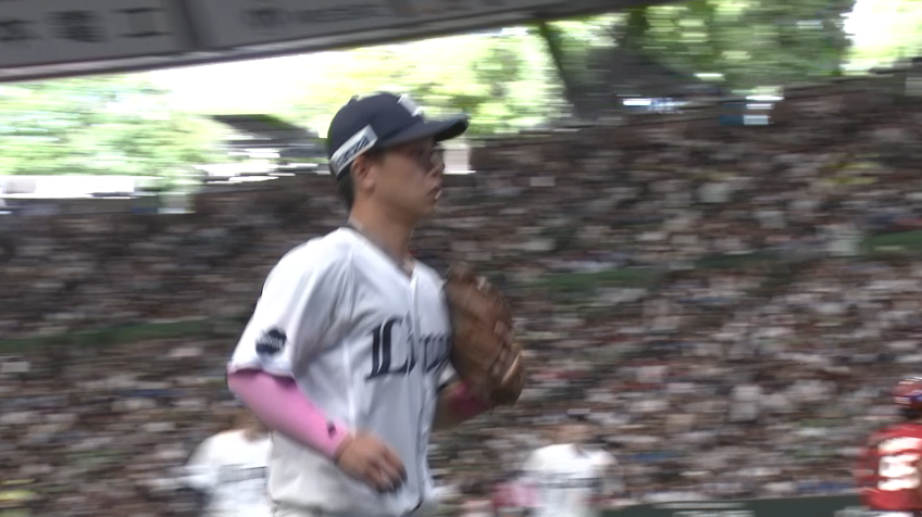 2回表・L滝澤夏央 守備で魅せる!! 三遊間に抜けそうな当たりを好捕!!