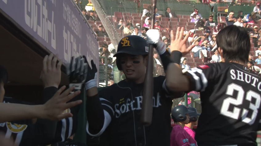9回表・H栗原陵矢 ライトポールギリギリ切れずソロホームラン!!
