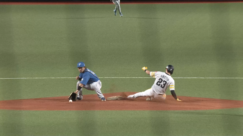 1回裏・H周東佑京 シーズン10個目の盗塁成功!!