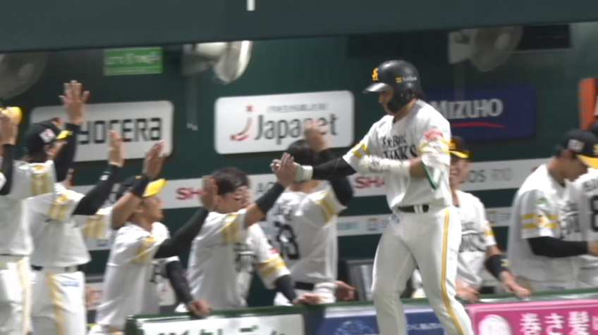 4回裏・H野村勇 レフトスタンドへの一発は2打席連続ホームラン!!