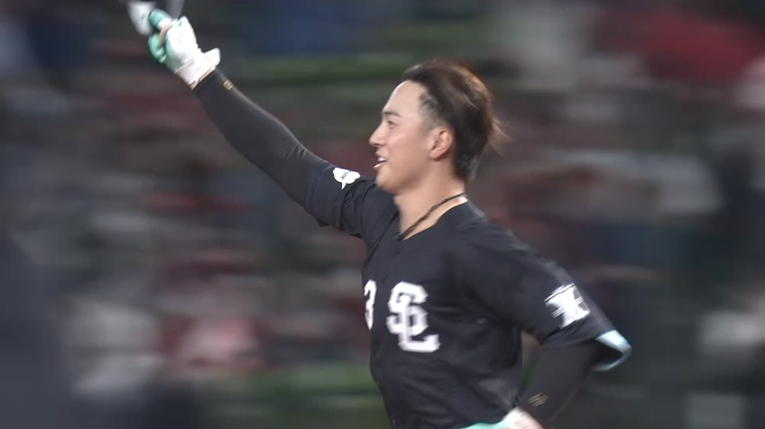 9回裏・L長谷川信哉 ライトへのサヨナラタイムリーヒット!!