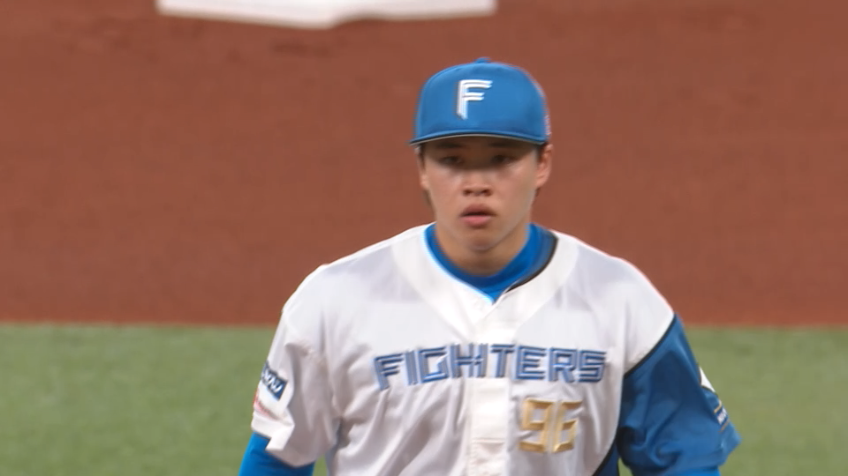 1回表・F孫易磊 155キロの直球で先頭打者から三振を奪う!!