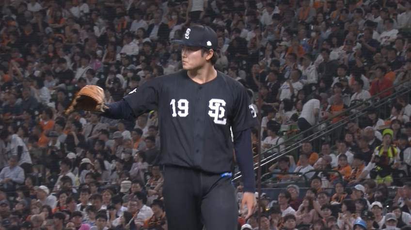 8回表・L佐藤隼輔 3者凡退に抑え、無失点リレーで繋ぐ!!
