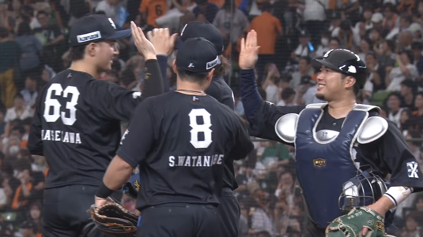 9回表・L甲斐野央 セカンドゴロに打ち取り試合を締める!!