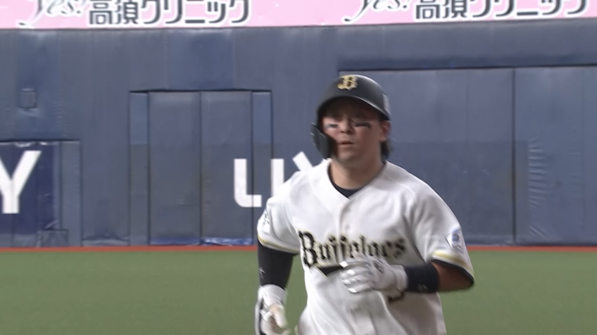 9回裏・B西野真弘 仕事人が犠打を決めてサヨナラのチャンスに!!