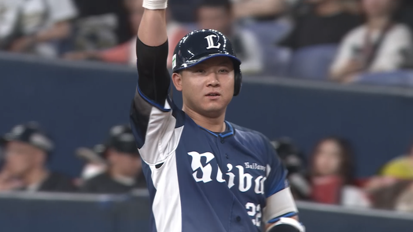 5回表・L古賀悠斗 センター前へのタイムリーヒット!!
