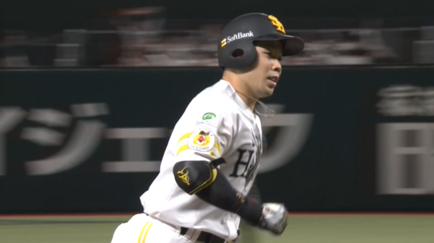 4回裏・H近藤健介 ライトスタンドへ2試合連続となるソロホームランを放つ!!