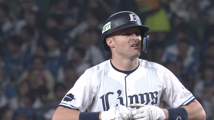 1回裏・Lネビン 先制点となるタイムリー2ベースヒットを放つ!!