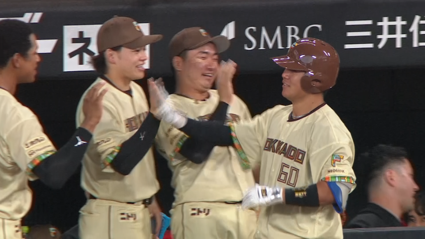 3回裏・F吉田賢吾 今季第5号となるライトスタンドへのソロホームラン!!