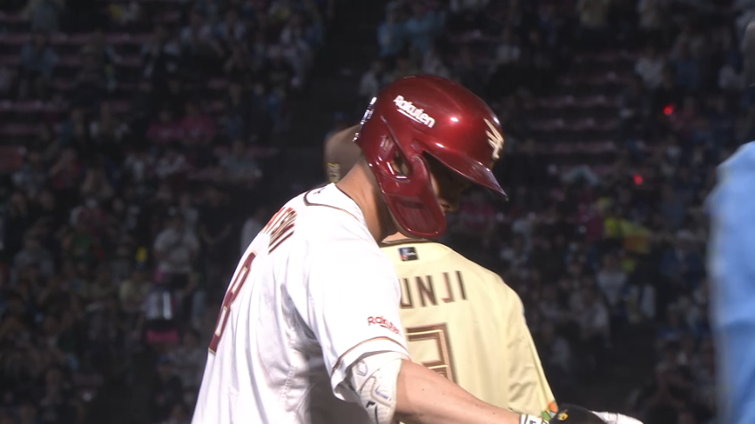 8回裏・E辰己涼介 センターへのタイムリー2ベースヒット!!