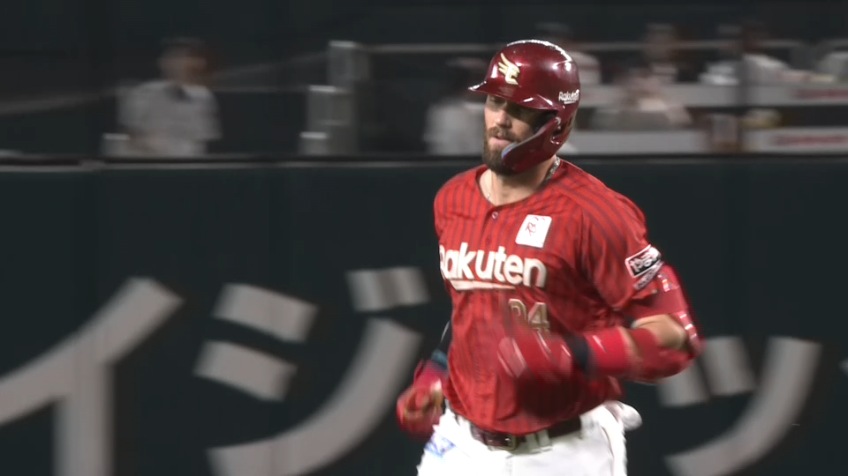 2回表・Eマッカスカー 2試合連続弾!! 右中間への第11号ソロアーチ!!