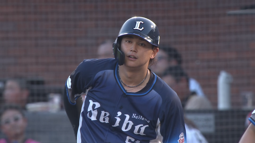 3回表・L西川愛也 詰まりながらもセンター前へ運ぶ先制タイムリー!!
