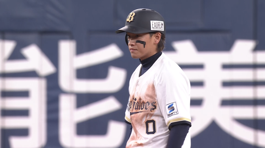 3回裏・B渡部遼人 足で魅せる!! 完璧な盗塁でチャンスメイク!!