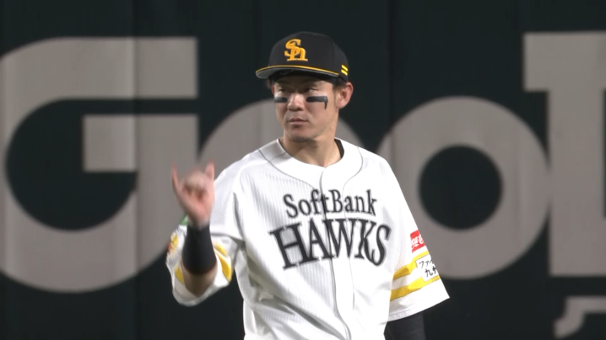 6回表・H牧原大成 見事なグラブトスでアウトを奪う!!