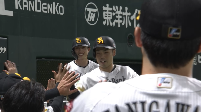 2回裏・H近藤健介 確信弾!! ライトへの第21号2ランホームラン!!