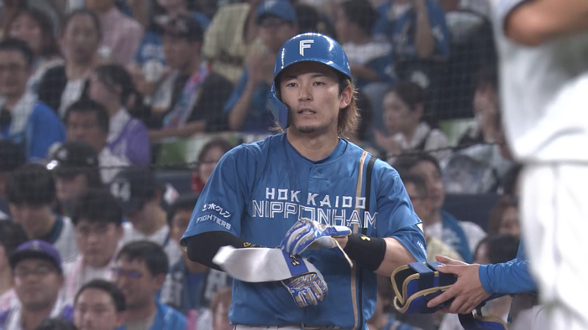 2回表・F水野達稀 二遊間を抜けるタイムリーヒットで追加点!!