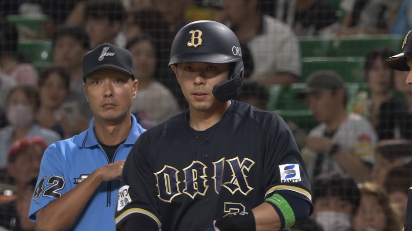 2回表・B若月健矢 変化球をセンターに運ぶ先制タイムリーヒット!!