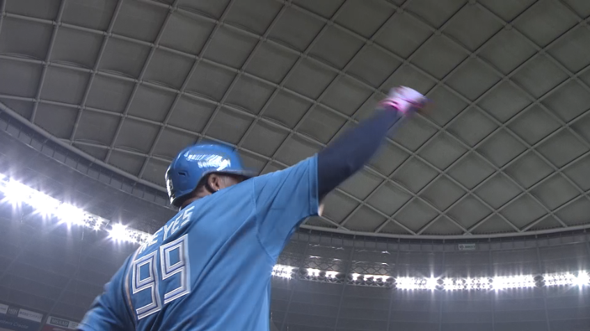 4回表・Fレイエス レフトへの2ランホームラン!!