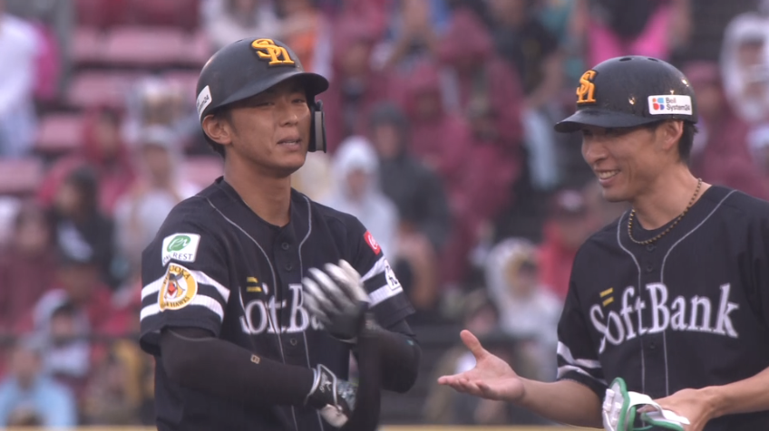 4回表・H今宮健太 レフト線のタイムリー2ベースでリードを広げる!!