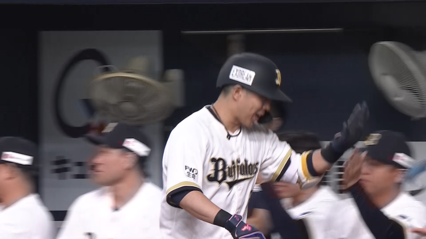 7回裏・B若月健矢 レフトへの犠牲フライを放ち点差を広げる!!