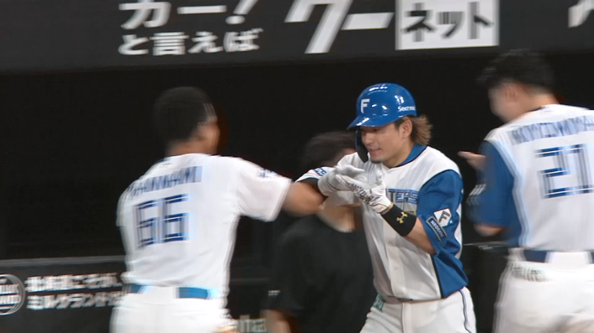6回裏・F水野達稀 逆方向へのホームランで追加点!!