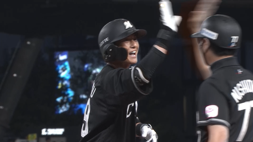 3回表・M立松由宇 待望の一打!! ライト前へのプロ初ヒット!!