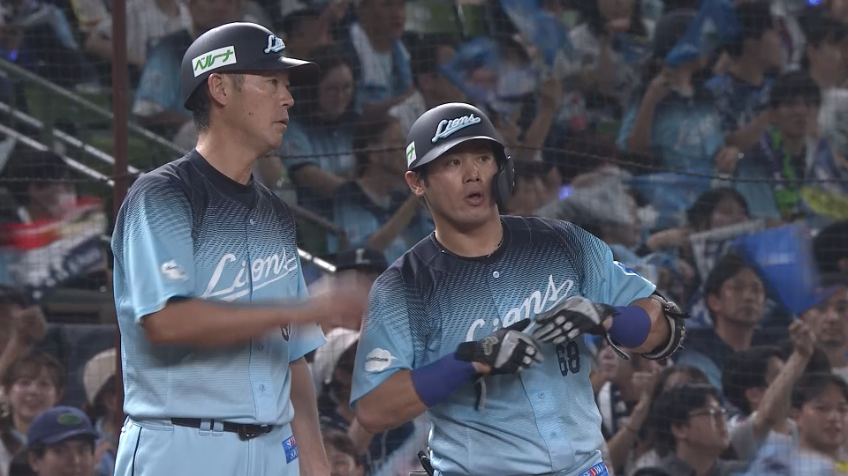 8回裏・L岸潤一郎 ダメ押しのタイムリー2ベースヒット!!