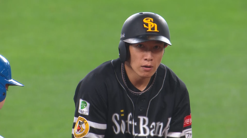 3回表・H柳田悠岐 ライトへのタイムリー2ベースヒットを放つ!!