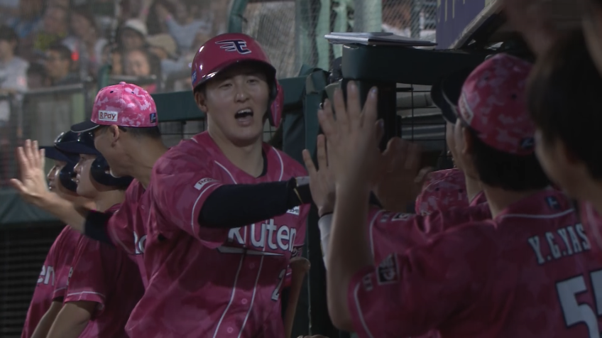 8回裏・E太田光 弾丸ライナーでレフトへ運ぶ2ランHR!!