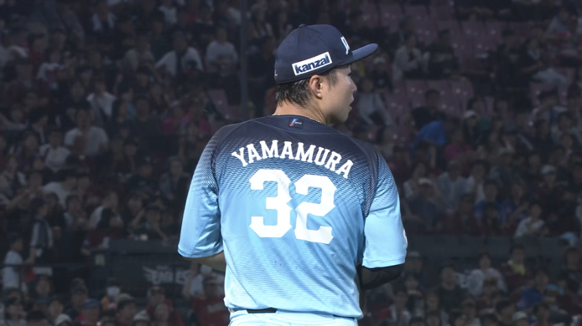2回裏・L山村崇嘉 一二塁間の打球をダイビングキャッチ!!