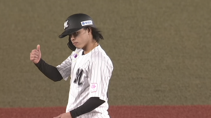 6回裏・M小川龍成 勝ち越しのタイムリー2ベースヒットを放つ!!
