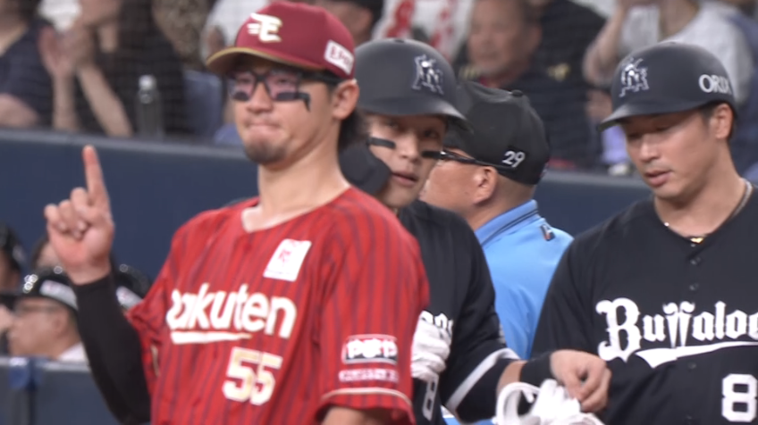 8回裏・B麦谷祐介 リードを広げるセンターへのタイムリー!!