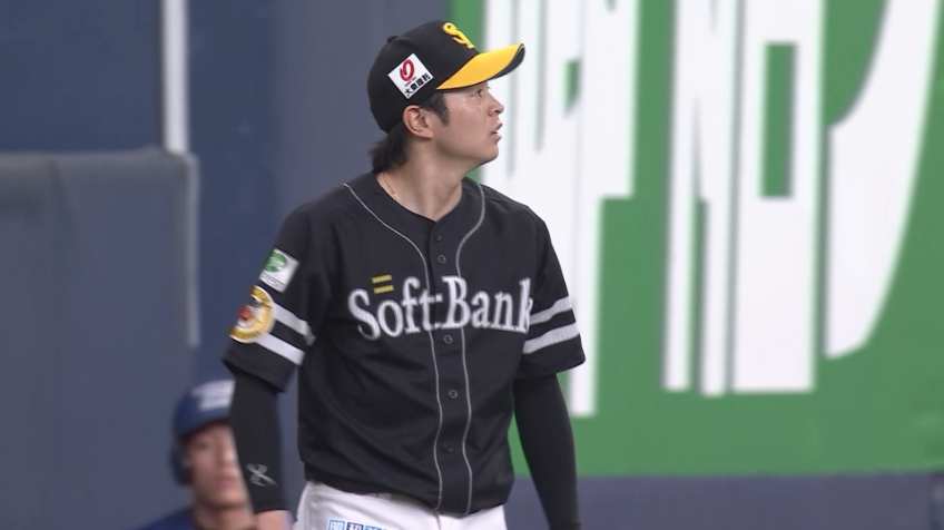 2回裏・H川瀬晃 三塁線上ギリギリのフライを追いかけキャッチ!!