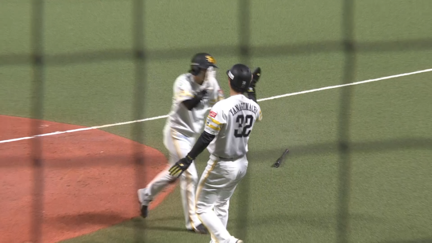 2回裏・H庄子雄大 レフトへの2点タイムリー2ベースヒット!!