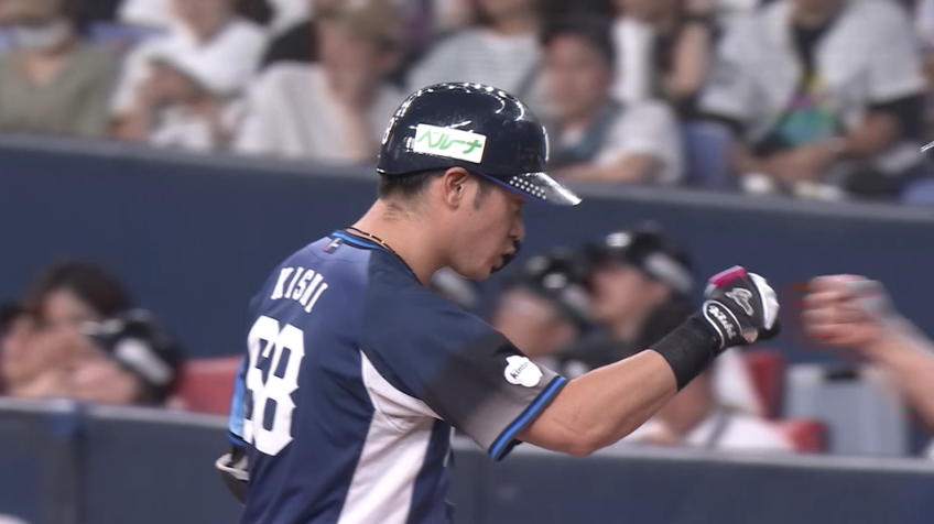 9回表・L岸潤一郎 レフトへのヒットを放ち本日4安打の活躍!!