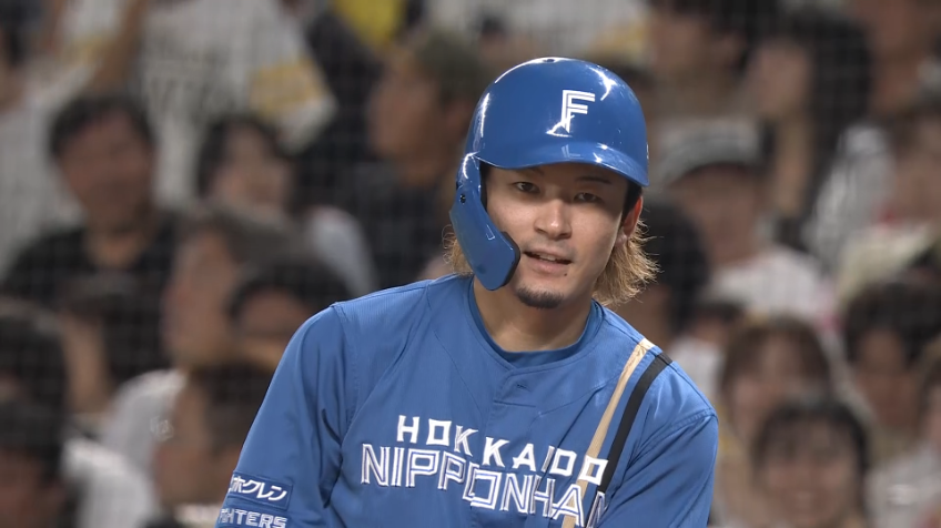 8回表・F水野達稀 ライトへのタイムリーヒットで点差を縮める!!