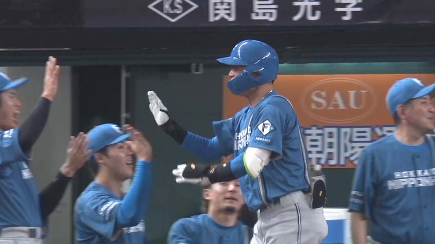 1回表・F奈良間大己 レフトスタンドへのホームランで先制!!