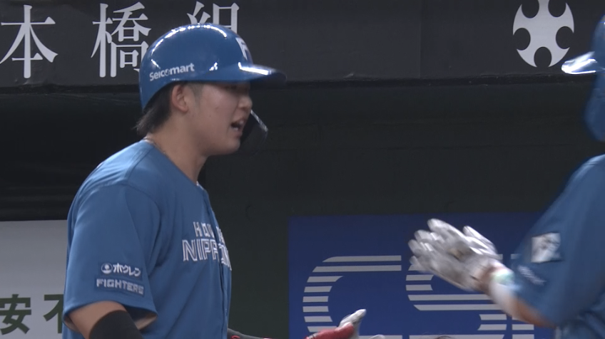 2回表・F進藤勇也 見事2ランスクイズを成功させる!!