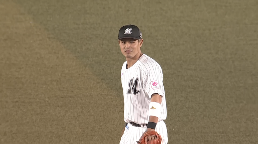 6回表・M山崎剛 二遊間のゴロを鮮やかに捌く!!
