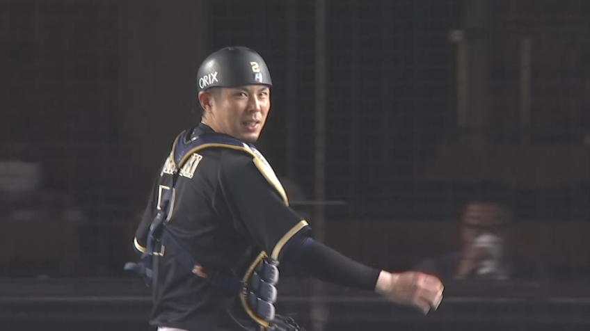 8回裏・B若月健矢 正確な送球で盗塁を阻止する!!