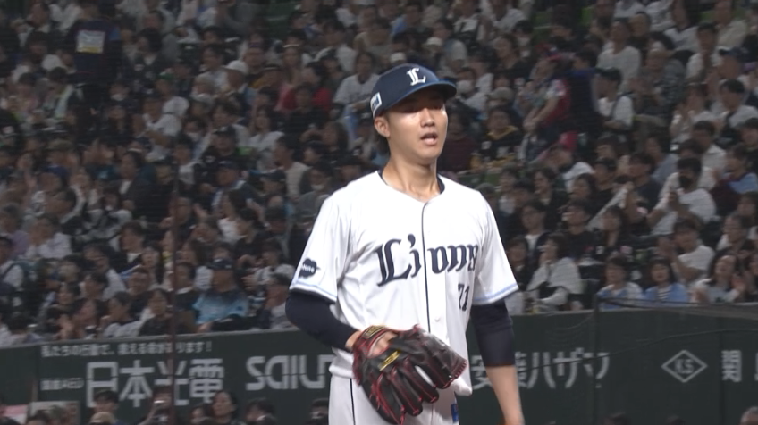 4回表・L菅井信也 満塁のピンチでレフトフライを打たせて無失点で切り抜ける!!